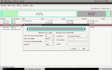 Screenshot showing the creation of a new Extended Partition in GParted