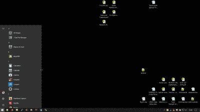 Screenshot showing size of Windows 10 Start menu being adjusted
